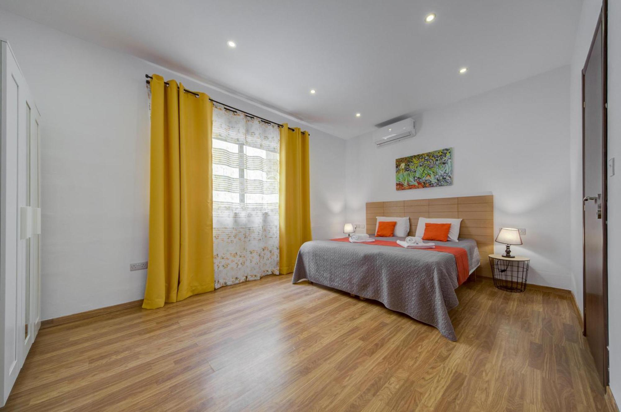 Centre By Shortletsmalta Apartment *