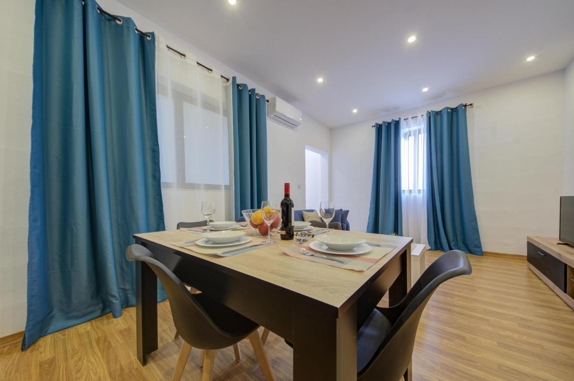 Centre By Shortletsmalta Apartment Sliema