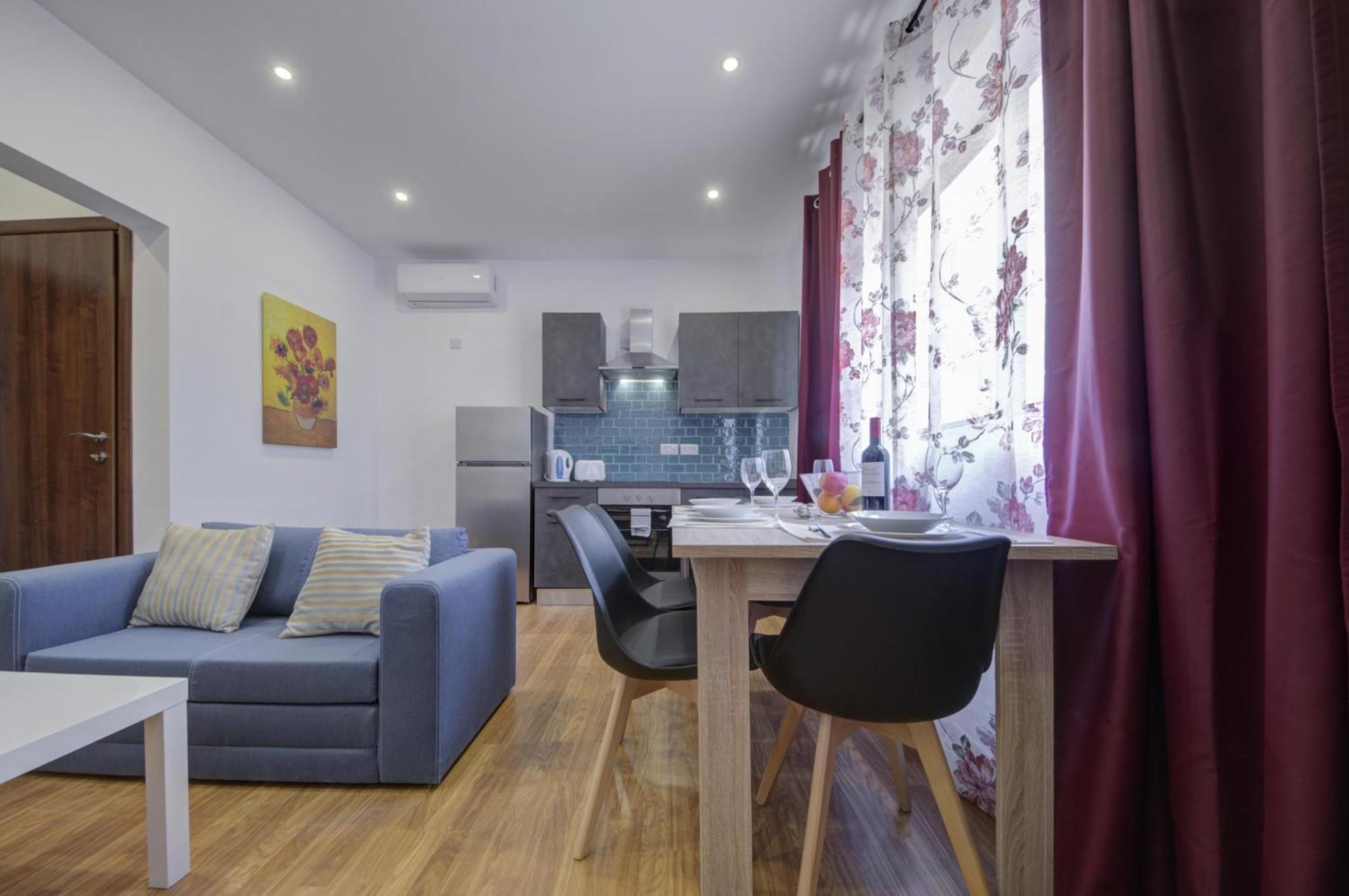 Centre By Shortletsmalta Apartment *