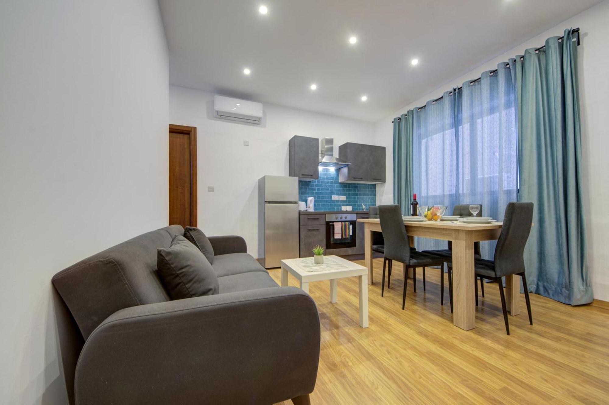 Centre By Shortletsmalta Apartment *