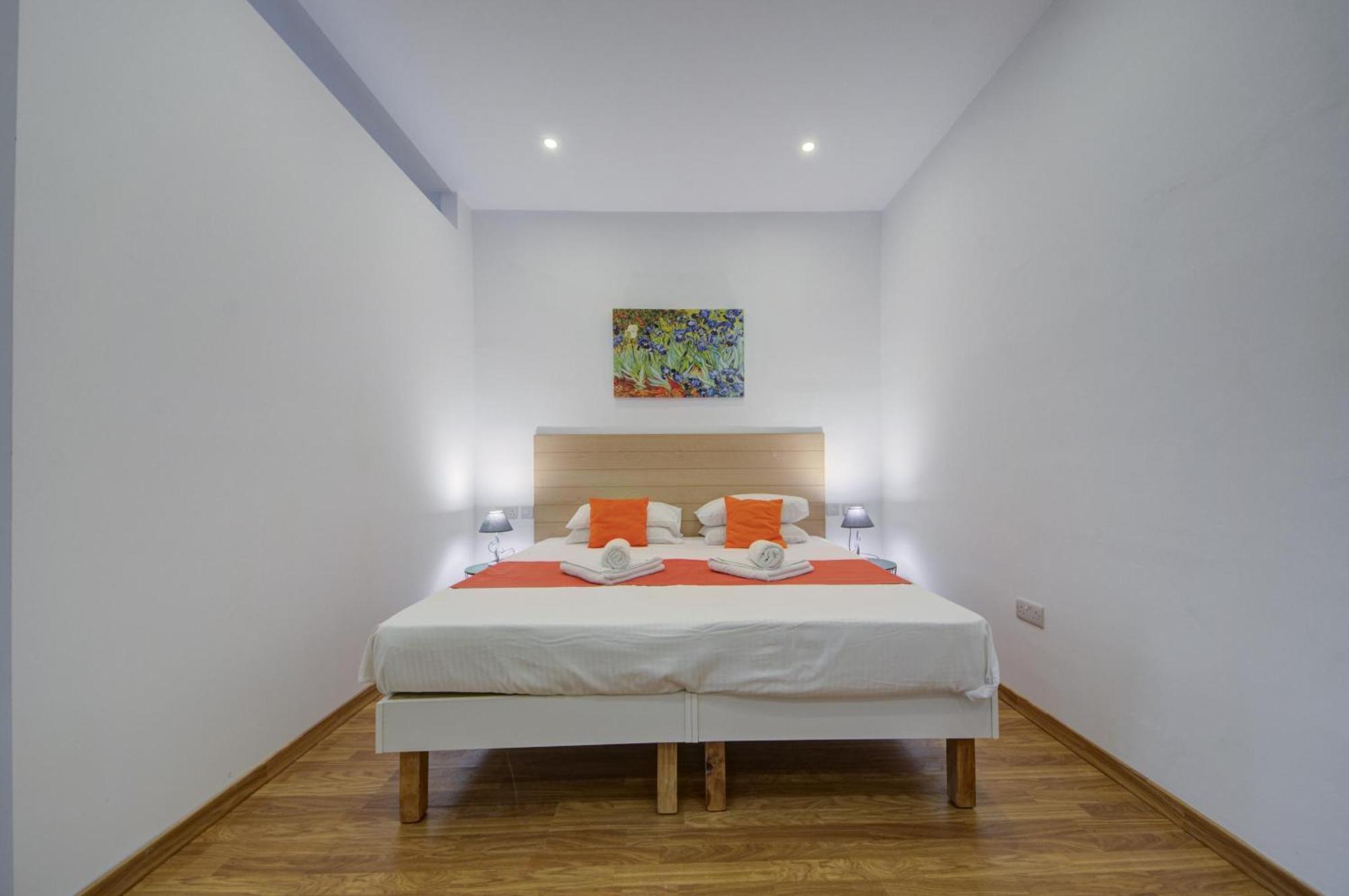 Centre By Shortletsmalta Apartment